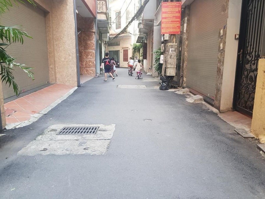 Bán nhà ngã tư Sở Khương Trung ô tô đỗ cửa, diện tích 52m2, 4 tầng mt 5m, giá 3.2 tỷ