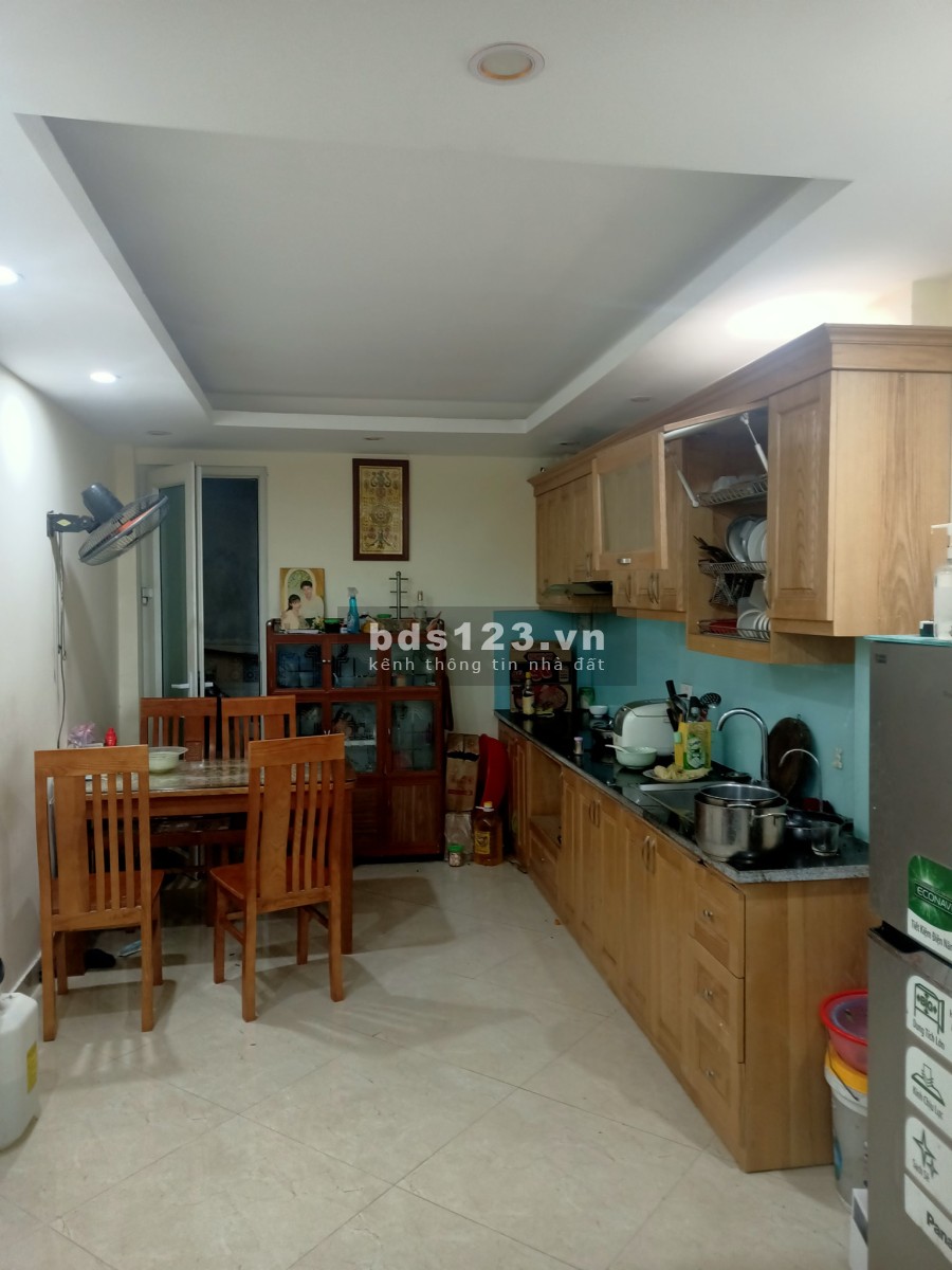 Bán nhà nguyên căn chính chủ Bùi Xương Trạch Quận Thanh Xuân, đúc 5 tầng mới koong