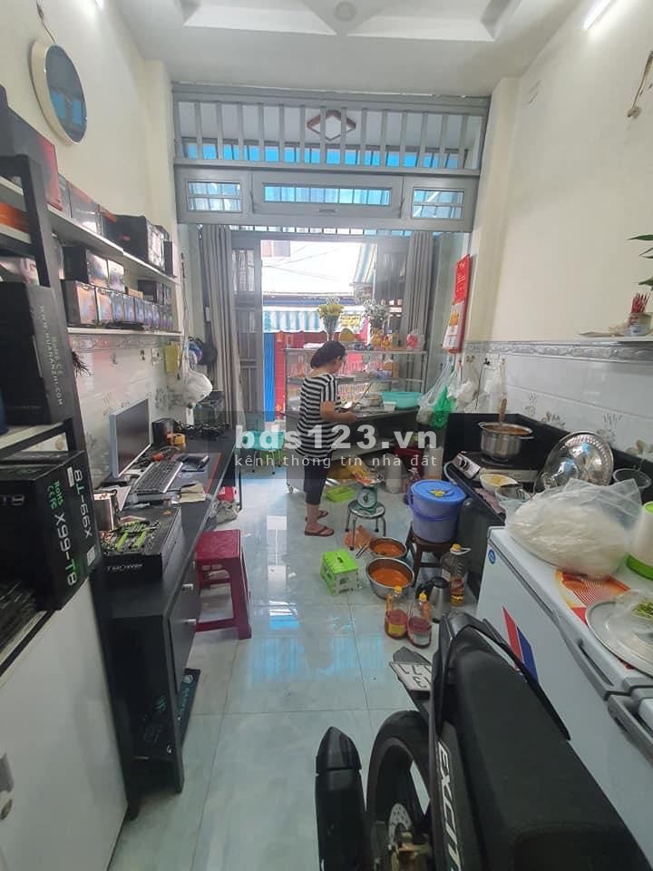 Bán gấp nhà Vĩnh Viễn, Quận 10, 4 lầu, giá bán chỉ 4,6 tỷ, kinh doanh được lh 0359151631