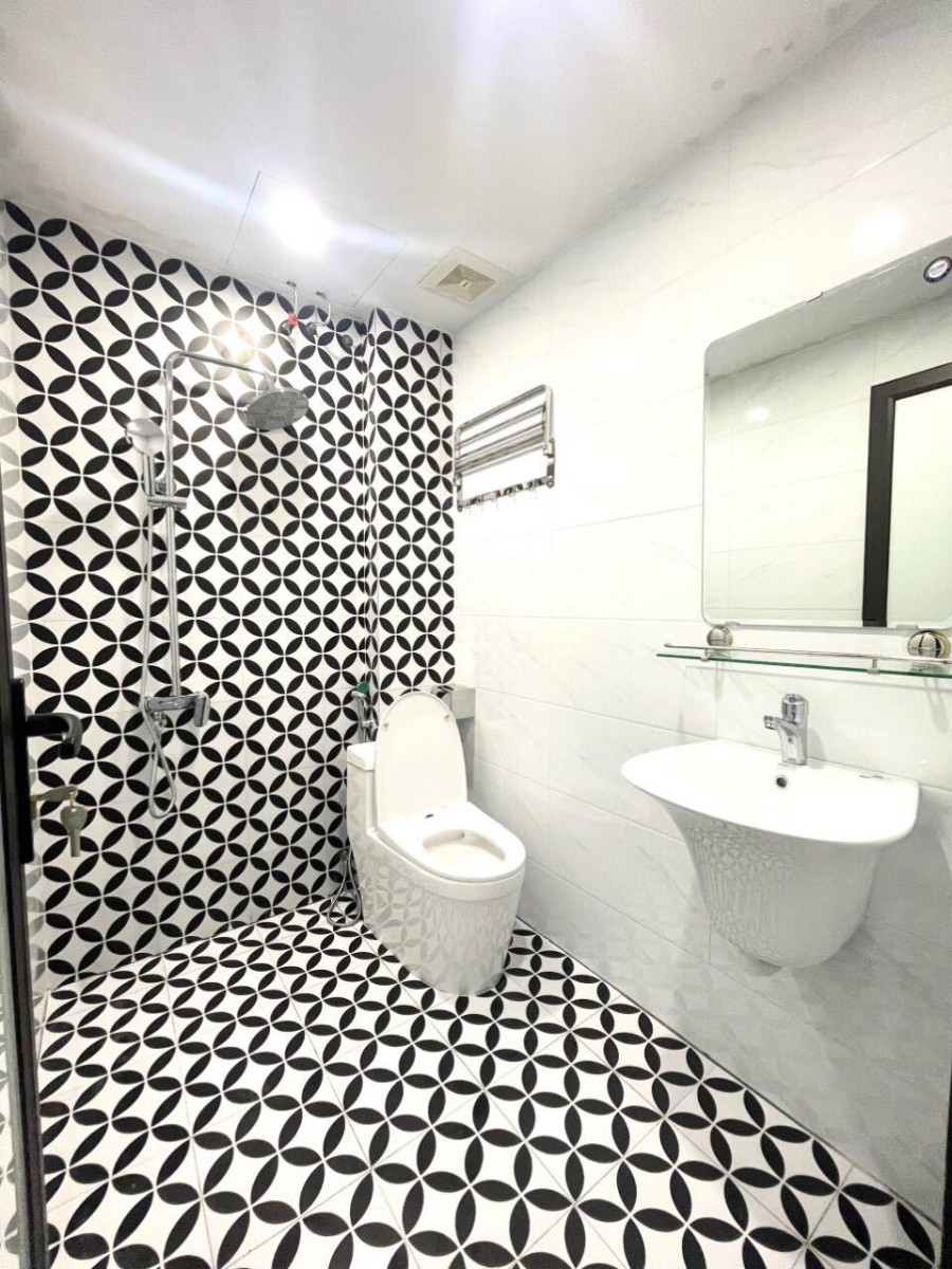 Khu vực Cầu Giấy ô tô cách 20m nhà cực phẩm Cầu Giấy thông số chuẩn dt 42m2 Giá 5.3 Tỷ