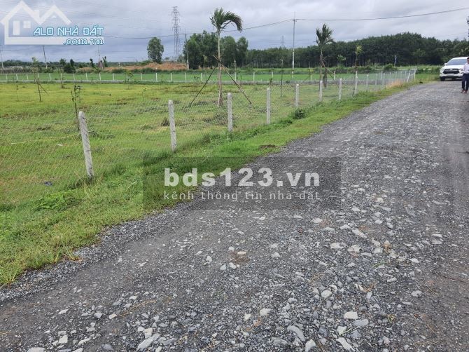 Đất vườn An Nhơn Tây Củ Chi 841m2 giá rẻ nhất 1ty395, SHR công chứng ngay
