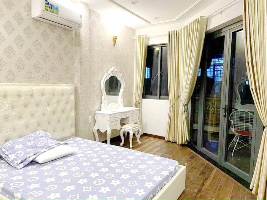 Nhà nở hậu 4.7*17m căn góc hẻm xe hơi Nguyễn Duy P9 Q8