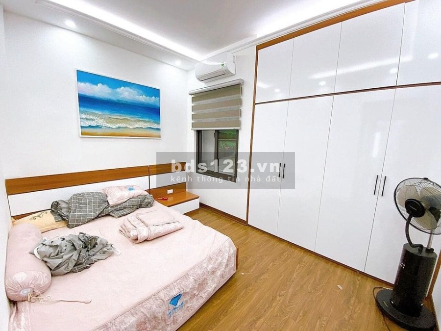Bán nhà diện tích 38m2 Quang Tiến, ô tô 7 chỗ qua cửa, giá nhỉnh 3 tỷ liên hệ 0932382236