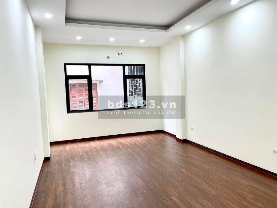 Bán nhà Xã Đàn. Hàng xóm phố. Thiết kế mê ly diện tích 51m2 đúc 5 tầng giá bán 4.2 tỷ