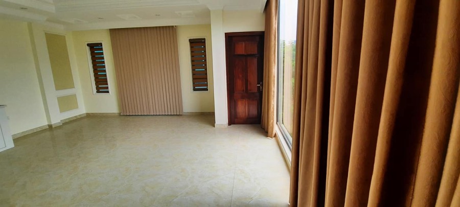 Bán nhà liền kề Mậu Lương lô góc đường 13.5M có vỉa hè kinh doanh tốt lh 0987784248