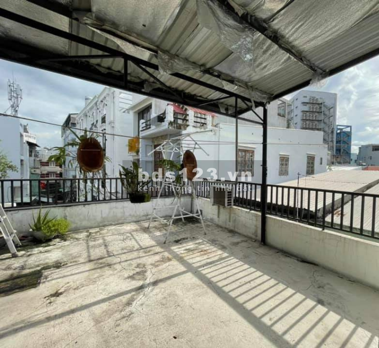 Nhà nguyên căn mới 3 tầng, hẻm xe hơi vào nhà Nguyễn Xí, Quận Bình Thạnh, dt 84m2 giá 9 tỷ TL