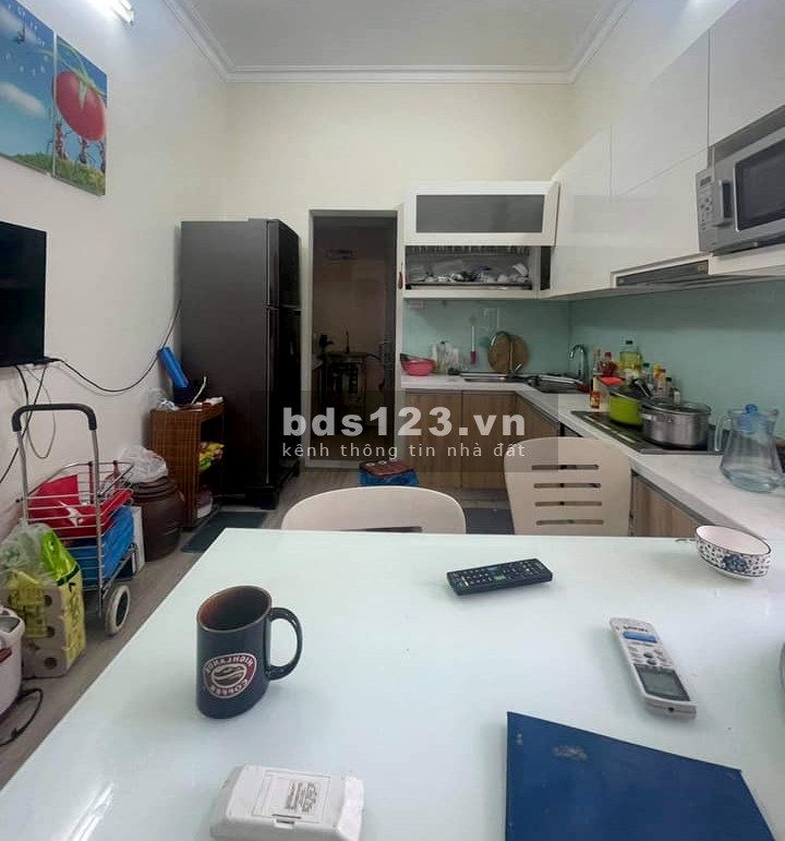 Bán nhà Nguyễn Xiển, phân lô Kinh Doanh đỉnh, diện tích 40m2, giá bán 4.5 tỷ, lh 0886454992