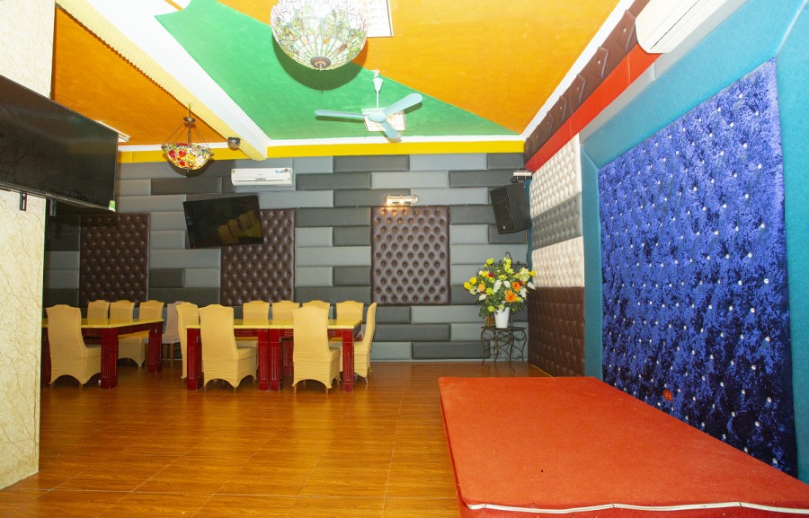 Chính chủ bán nhà DT 200m2x3 tầng tại chợ đồ cổ Vạn Phúc, Hà Đông, LH: Mrs. Loan 0976328894