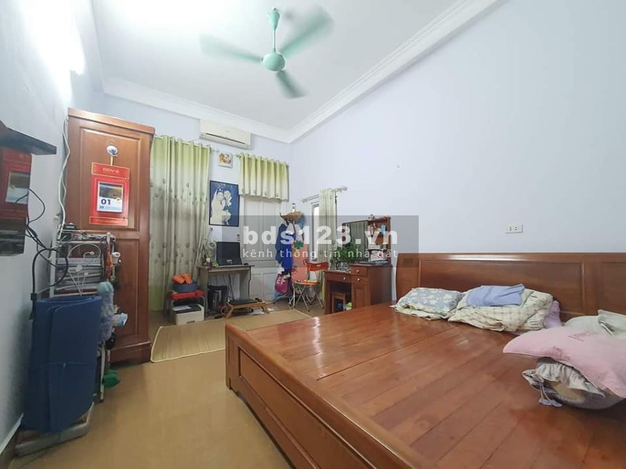 Chính chủ bán nhà Cát Linh, Đống Đa 30m2 x 4 tấng, 2 thoáng. Giá nhỉnh 3 tỷ.