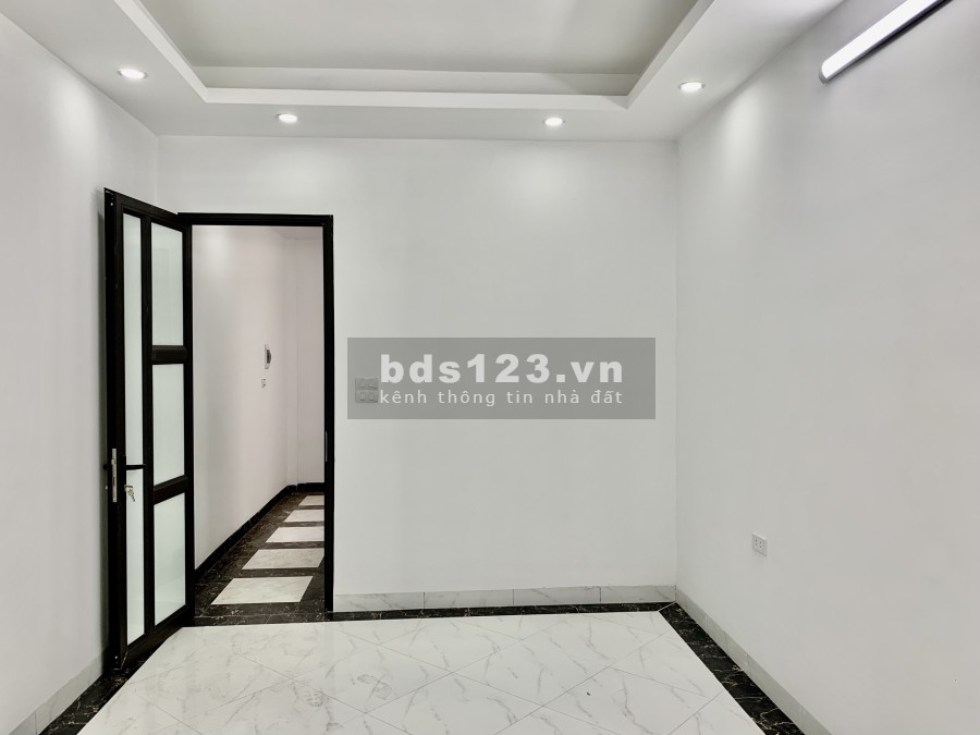 Chỉ Với Hơn 3 Tỷ Có Ngay Nhà Mới Xây 5 Tầng 7 Phòng ở Trung Tâm Mỹ Đình