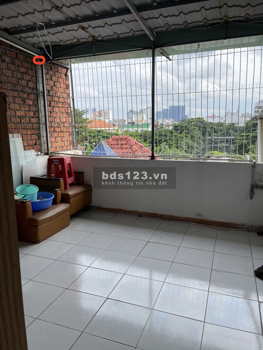 Mặt tiền chính Chu Văn An diện tích 4x20m 1 trệt 3 lầu tổng 6 phòng xây dưng full diện tích