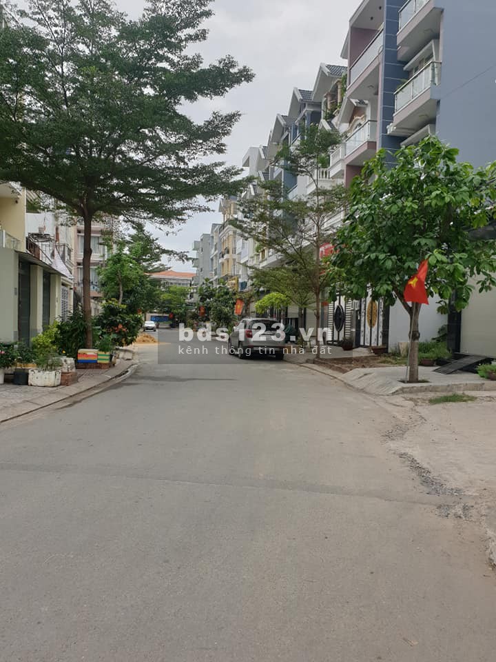 Bán nhà nguyên căn 1 trệt 2 lầu diện tích 75m2 (7mx15m) giá bán…