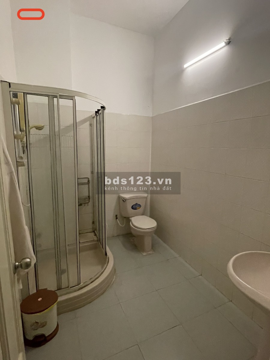 Mặt tiền chính Chu Văn An diện tích 4x20m 1 trệt 3 lầu tổng 6 phòng xây dưng full diện tích