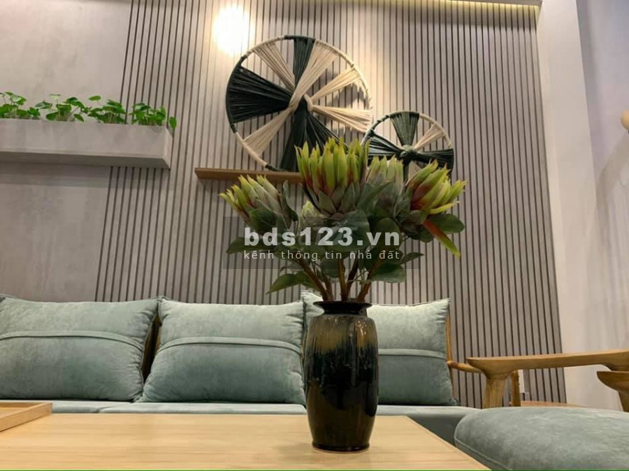 Bán nhà chính chủ Quận 10 hẻm xe hơi đổ cửa diện tích sử dụng 53m2 giá bán 5 tỷ