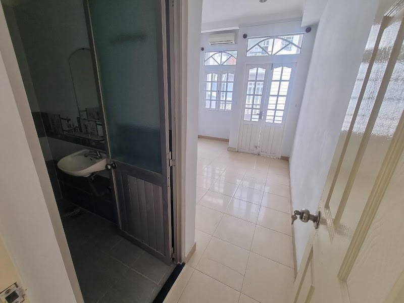 Bán nhà chính chủ hẻm xe hơi đỗ cửa Tân Bình diện tích sử dụng 43m2 giá bán 3,9 tỷ