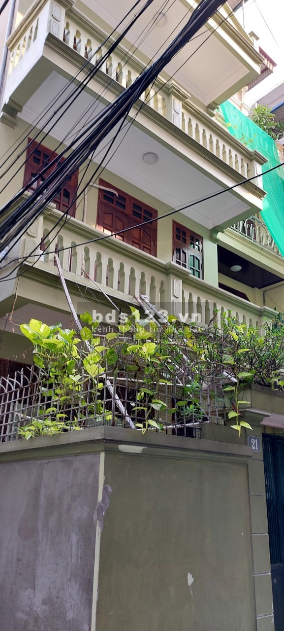 Chính chủ cần bán nhà nguyên căn Quận Đống Đa, diện tích rộng lô góc giá bán nhỉnh 9 tỷ