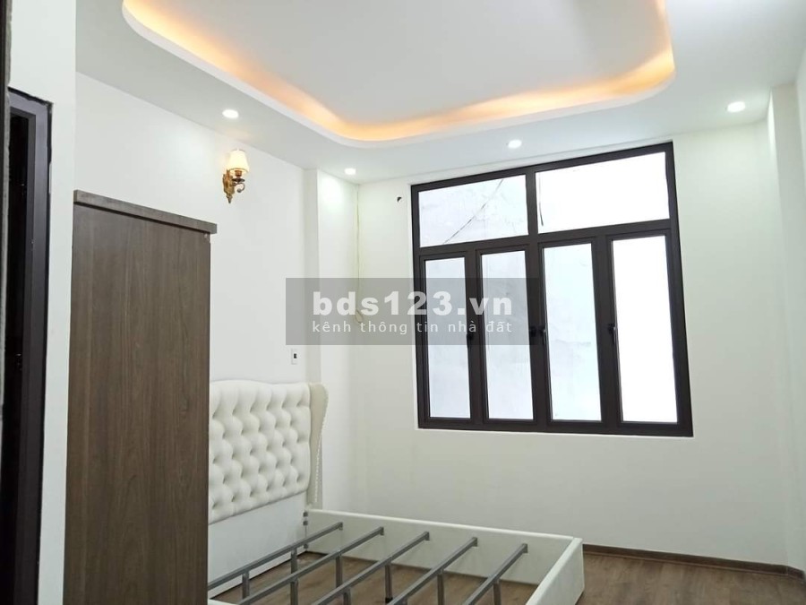 Bán nhà nguyên căn 4 tầng, diên tích 22m trong ngõ Trại Cá giá rẻ giá bán 2.2 tỷ, thương lượng