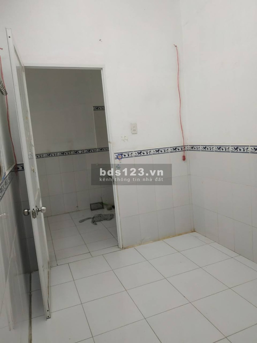 Cho thuê mặt tiền hẻm oto, gần đường lớn. Hẻm 132, Hưng Lợi Cần Thơ khu dân cư đông đúc