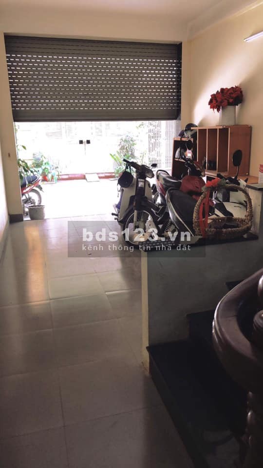 Bán gấp nhà Phú Diễn 50m, 4,5 tầng, ô tô tránh nhau, 12m ra phố. Nhỉnh 5 tỷ 0975626023