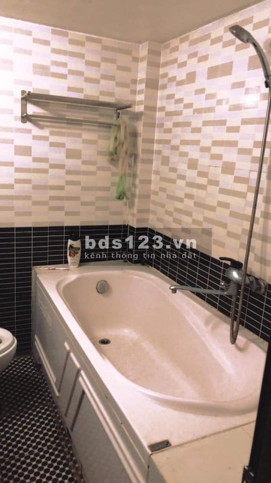 Bán gấp nhà Phú Diễn 50m, 4,5 tầng, ô tô tránh nhau, 12m ra phố. Nhỉnh 5 tỷ 0975626023
