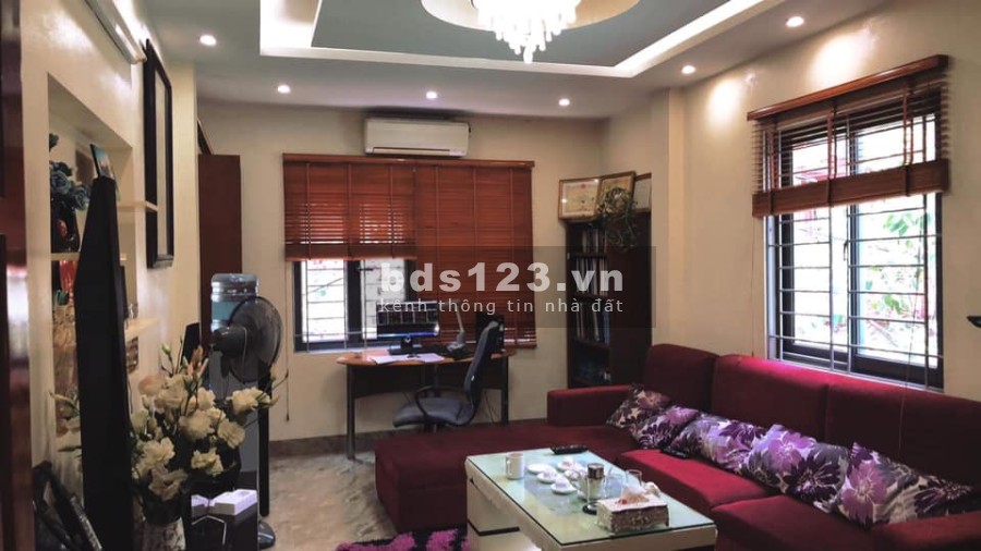 Bán gấp nhà Phú Diễn 50m, 4,5 tầng, ô tô tránh nhau, 12m ra phố. Nhỉnh 5 tỷ 0975626023