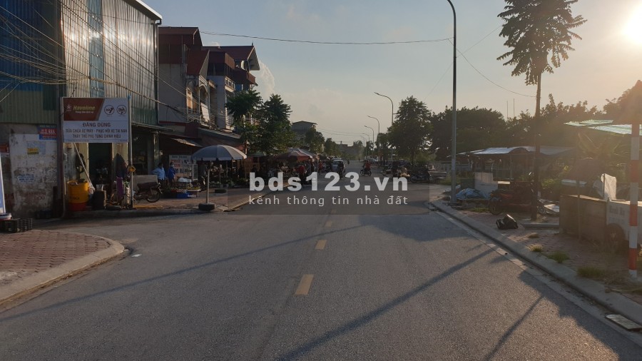Chính chủ gửi bán lô giãn dân Khắc Niệm đợt 2 mặt chính thôn Thượng