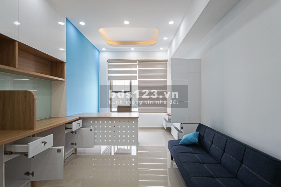 Do gia đình còn dư căn hộ tại Sunrise City View nên muốn cho thuê lại.