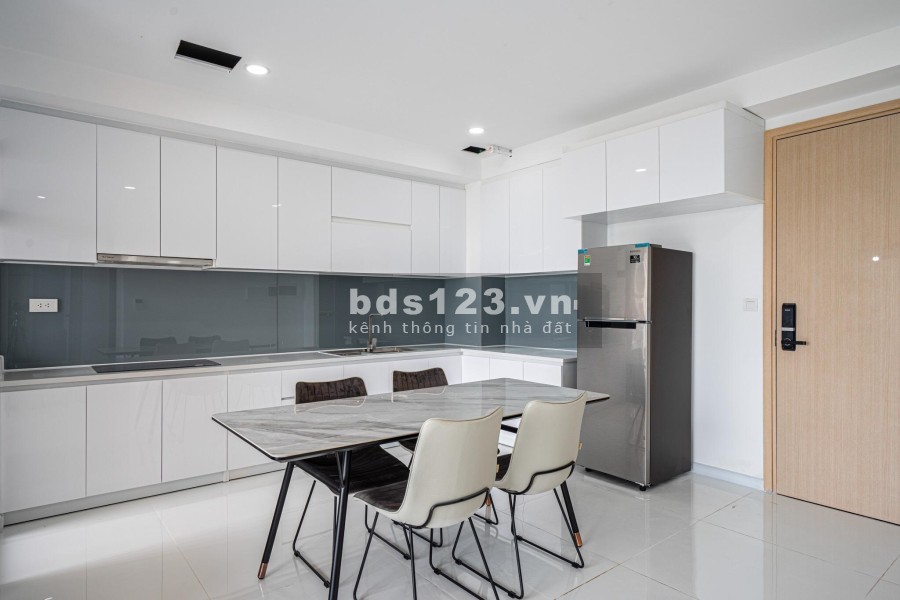 Cho thuê 3PN chung cư Palm Heights Full nội thất chỉ 18 triệu/tháng liên hệ 0986225022