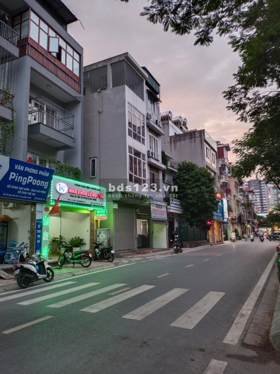 Bán đất mặt phố Hoàng Như Tiếp diện tích 103m2, mặt tiền khủng 7,5m, giá bán 20 tỷ