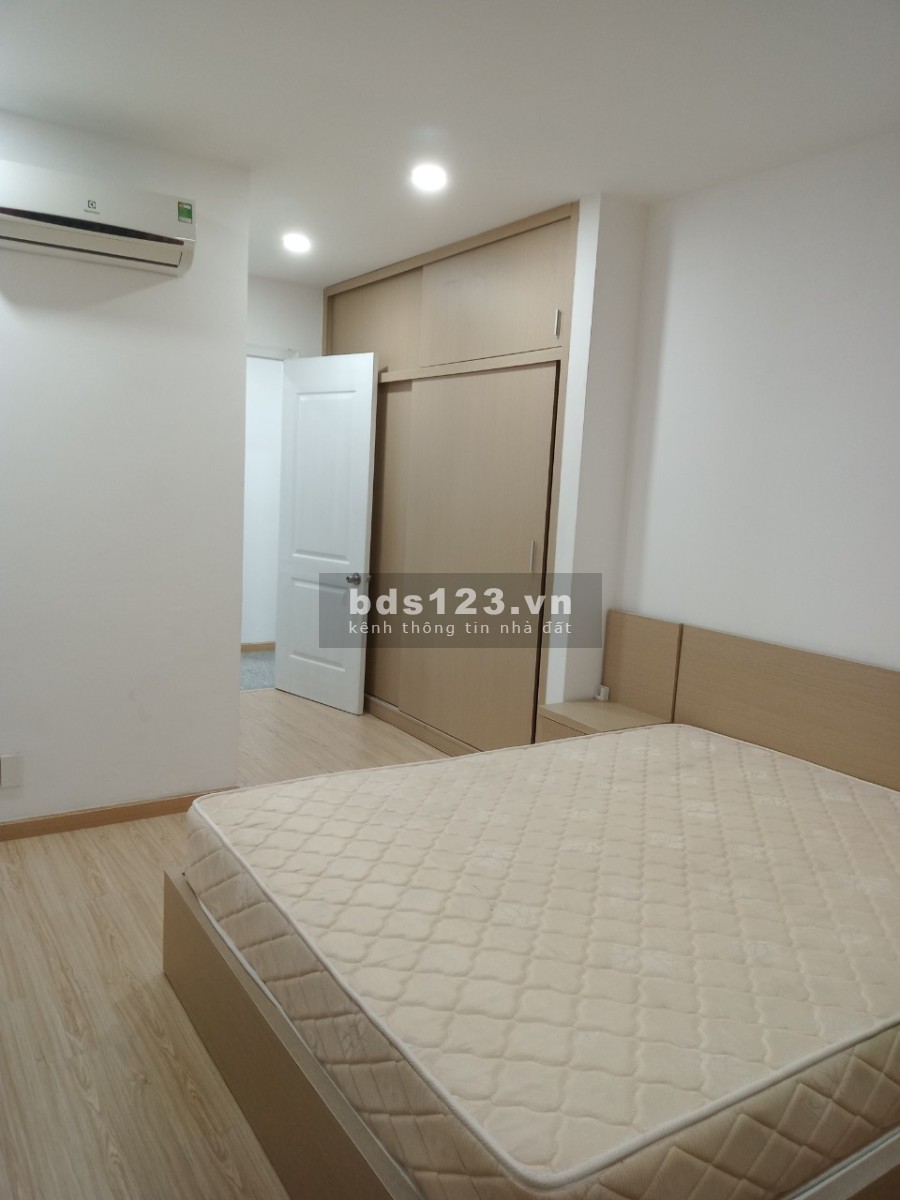 Chính chủ gửi cho thuê căn hộ Dragon Hill 115m2, 3PN Full NT giá chỉ 15 triệu/tháng.LH : 0946894828