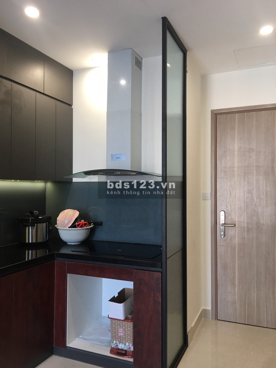 Vinhomes Smart City cho thuê căn hộ 2N-2WC, dtsd 62m2, full đồ giá 10 triệu/tháng, lh 0357902094