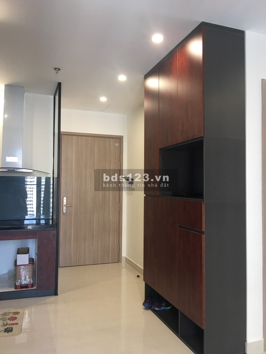 Vinhomes Smart City cho thuê căn hộ 2N-2WC, dtsd 62m2, full đồ giá 10 triệu/tháng, lh 0357902094