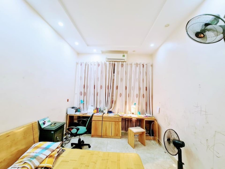 MP Trần Đại Nghĩa, 1 mặt ngõ ô tô, 1 mặt phố, KD sầm uất 40m2x4T, MT 3.6m, chỉ 9 tỷ