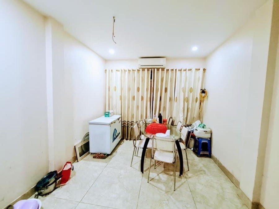 MP Trần Đại Nghĩa, 1 mặt ngõ ô tô, 1 mặt phố, KD sầm uất 40m2x4T, MT 3.6m, chỉ 9 tỷ