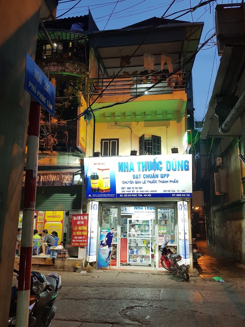 Bán nhà nguyên căn dt 40m2, Phúc Tân, quận Hoàn Kiếm ở ngay, mặt tiền 4m giá 2,98 tỷ