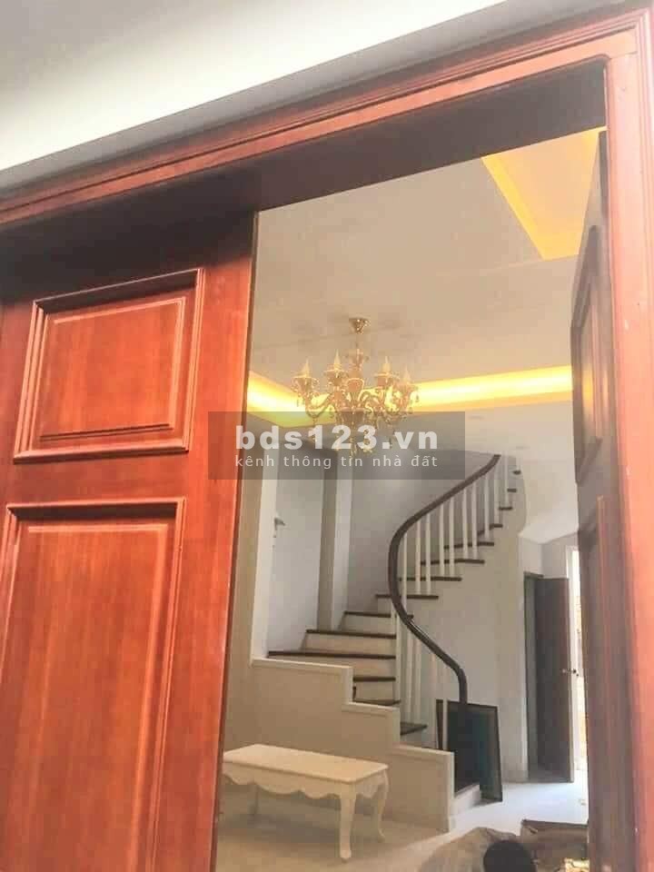 Bạch Mai hiếm bán nhà rộng 54m2 mặt tiền 6,5m mà chỉ có 4 tỷ nhỉnh đầy đủ công năng