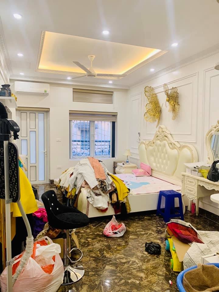 Bán nhà Kim ngưu, ngõ xe ba gác, sổ đỏ chính chủ, diện tichs 23m2, 4 tầng, giá 1,x tỷ