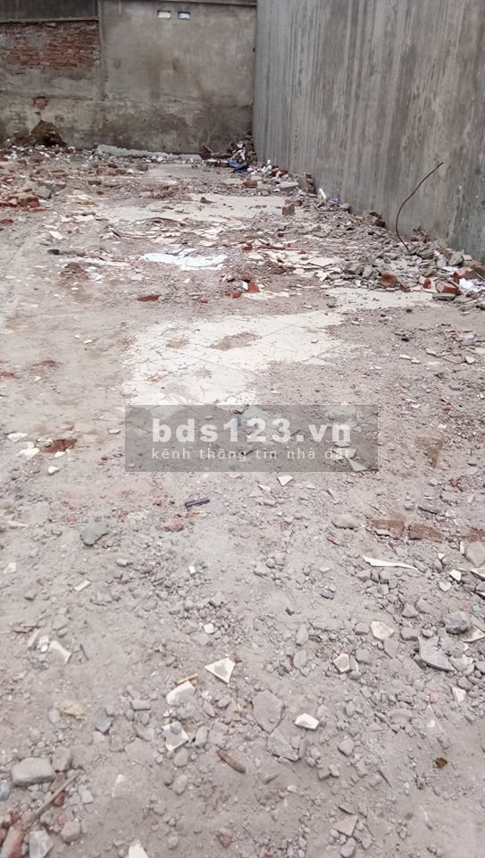 Bán gấp đất hậu dưỡng Kim Chung, huyện Đông Anh, ô tô 7 chỗ vào đất, liên hệ 0398582332
