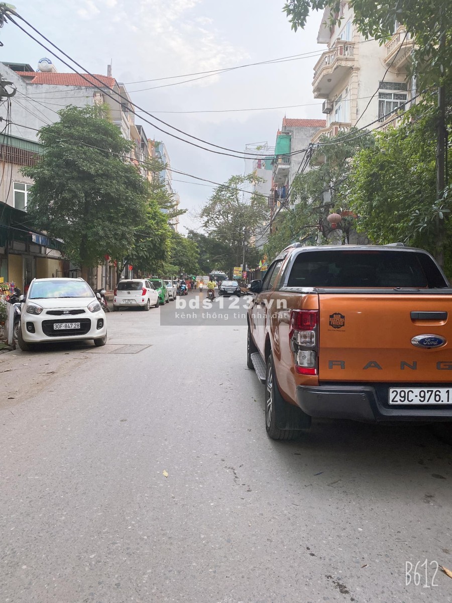 Bán nhà 44m2 Lê Quang Đạo, gần phố, thừa công năng, giá nhỉnh 4 tỷ.
