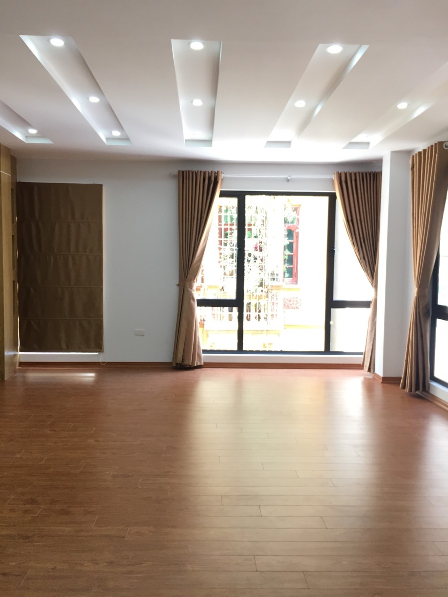 Chính chủ bán nhà 521 Trương Định, Thịnh Liệt 48m2, kinh doanh, 5 tầng mới, 5.3 tỷ ô tô đỗ