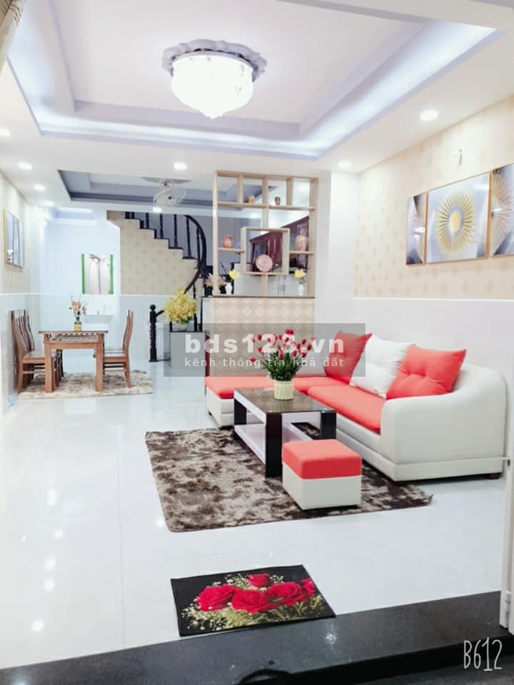 Bán gấp Quang Trung Phường 10 Gò Vấp 50m2 4.85 tỷ LH 0789711228