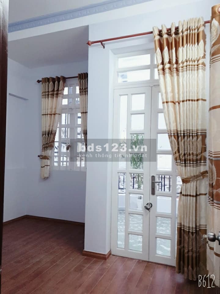 Bán gấp Quang Trung Phường 10 Gò Vấp 50m2 4.85 tỷ LH 0789711228