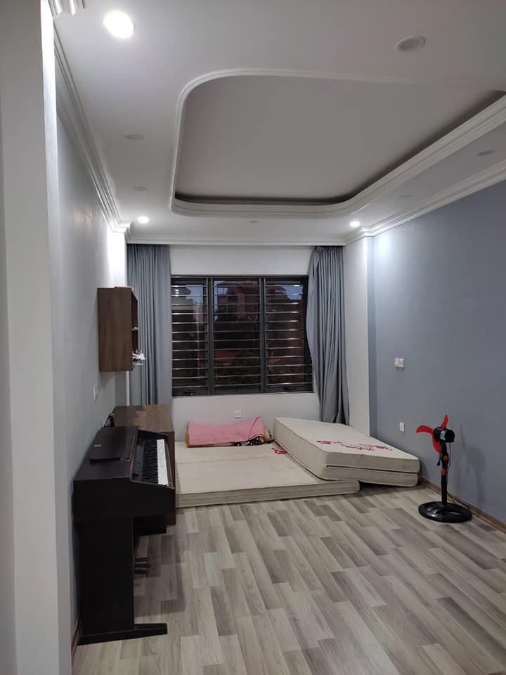 Bán nhà liền kề mặt phố Trương Định 35m x 5 tầng, mặt tiền 3m6 kinh doanh cực tốt