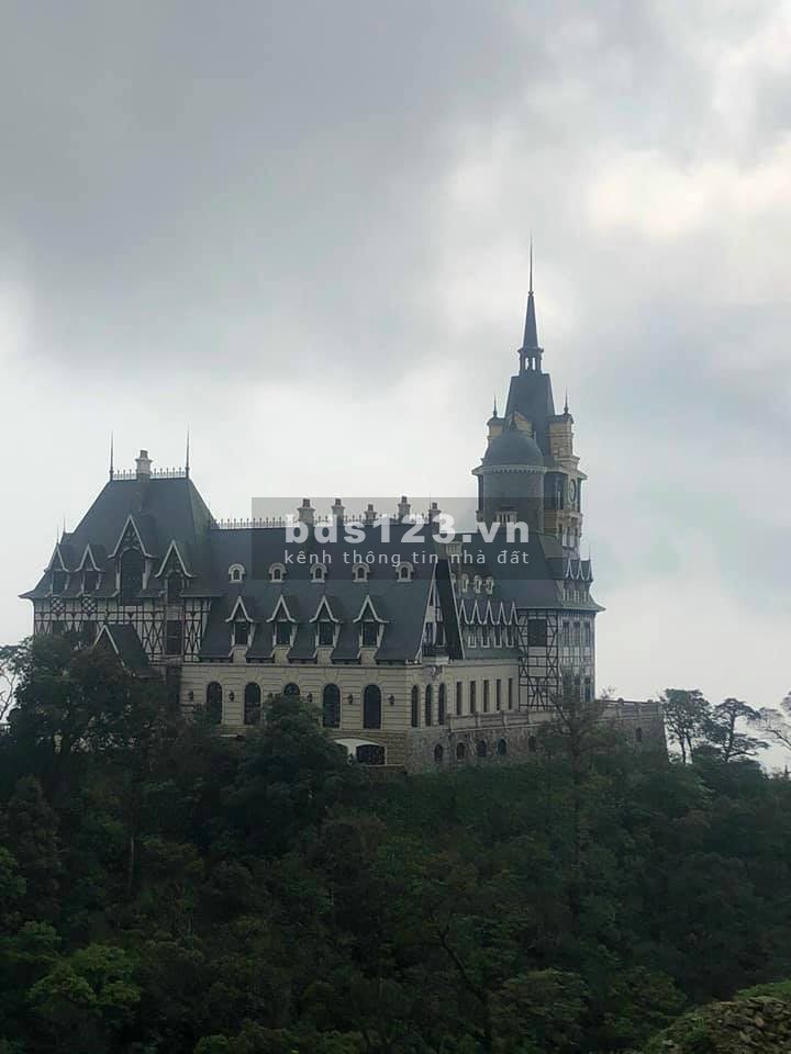 Bán 100m2 đất full thổ cư tại thôn I, trung tâm TT Tam Đảo núi, Tam Đảo, Vĩnh Phúc. Lh: 0988758886