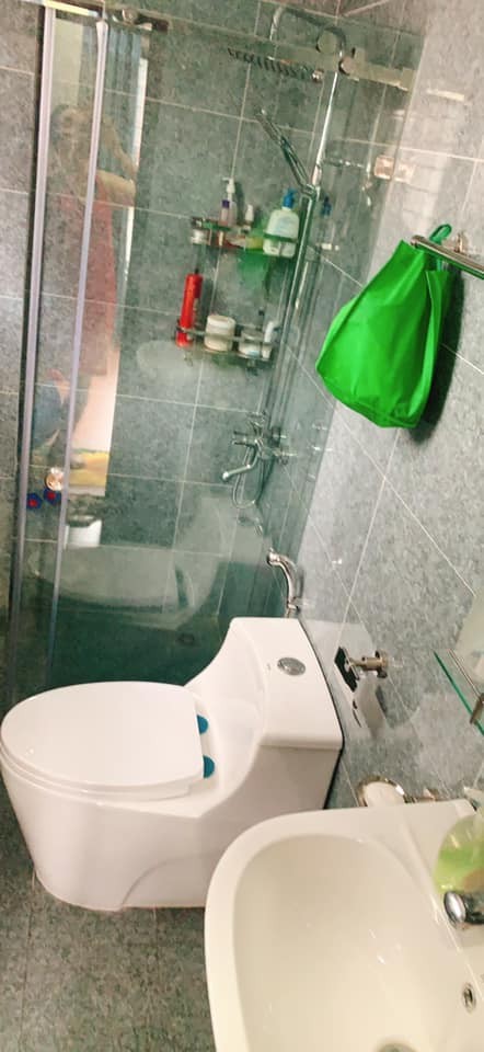 Bán nhà đẹp Nguyễn Sơn để lại toàn bộ nội thất, diện tích 30m2 giá 3.8 tỷ đúc 5 tầng thoáng