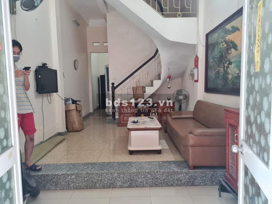 Cần bán nhà nguyên căn Tô Vĩnh Diện dt 40m2 giá 5.25 tỷ 10m ra phố khu dân trí cao