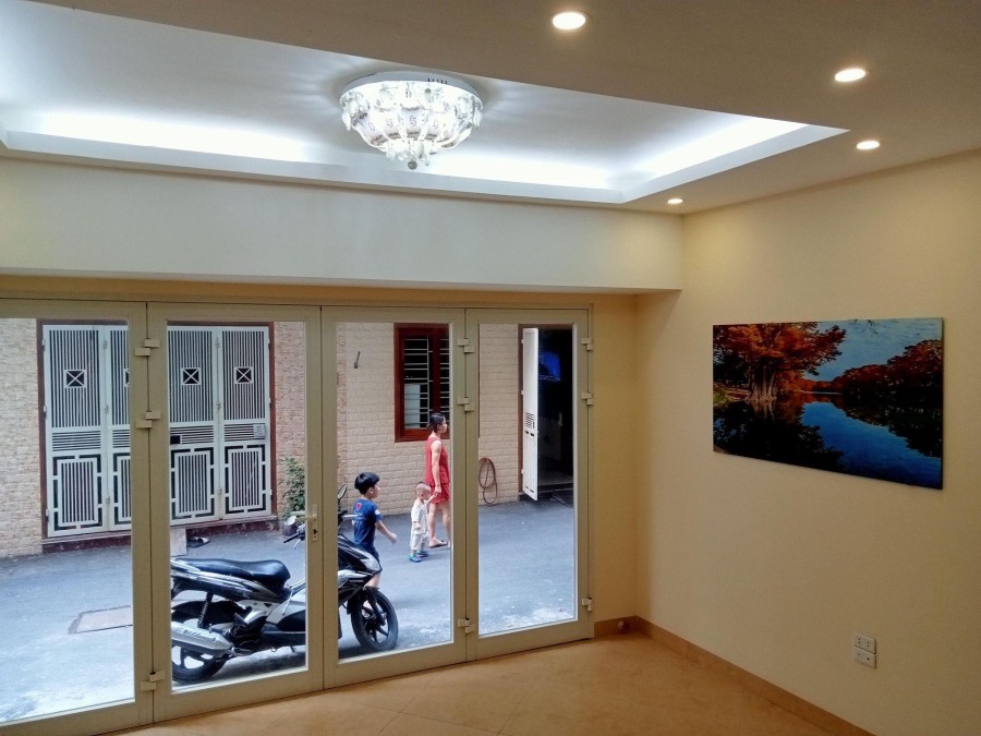 Ngọc Thuỵ ngõ như Phố, ô tô tránh, 35m, 5 tầng, mt 4.8m. LH 0909258391