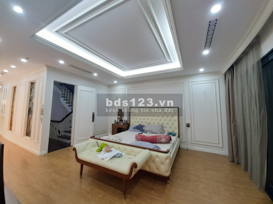 Bán biệt thự nhà vườn 671 Hoàng Hoa Thám mới đẹp dt 129m2 mặt tiền 5.9m, giá 5.5 Tỷ