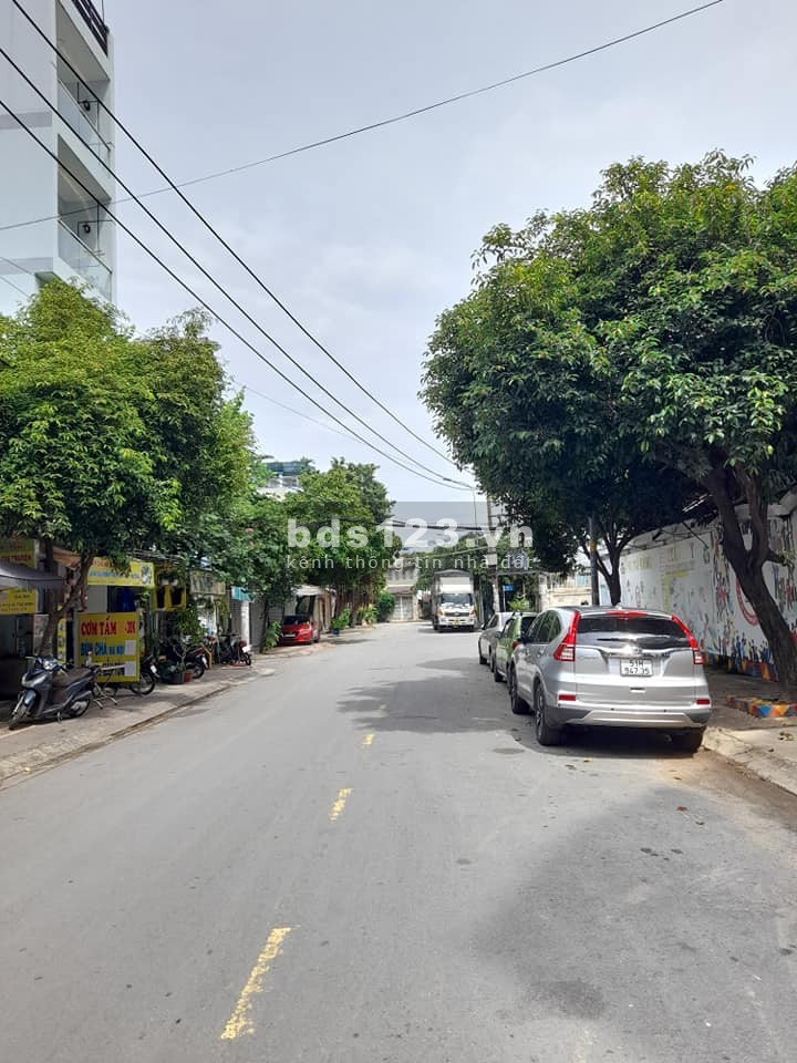 Bán nhà cạnh Etown Cộng Hoà Tân Bình, 2 tầng dtsd 80m2, nở hậu cực đẹp giá tốt 6.9 tỷ