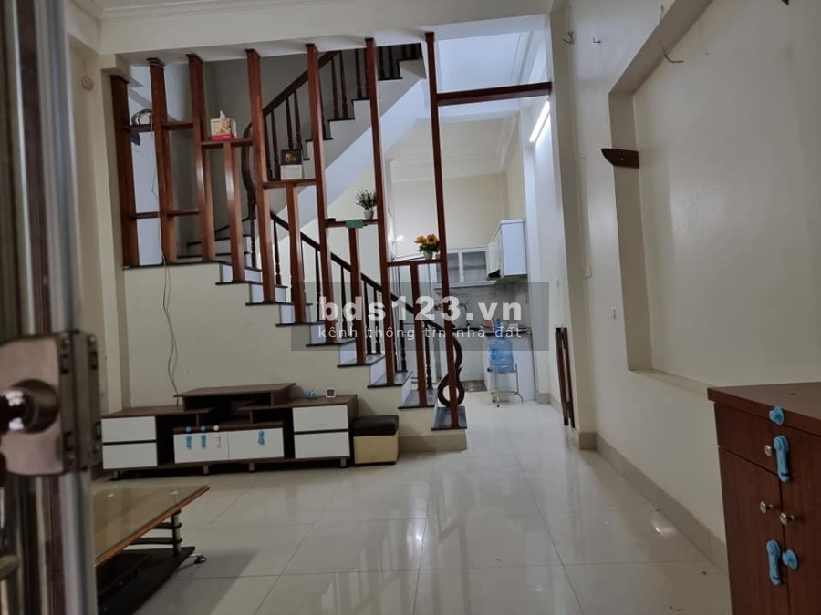 Bán nhà 44m2 Lê Quang Đạo, gần phố, thừa công năng, giá nhỉnh 4 tỷ.